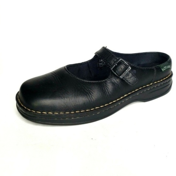 eastland mary jane shoes
